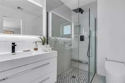 2180 NW 107th Ave, Sunrise, FL 33322 - Photo 17