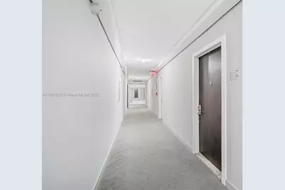 20301 W Country Club Dr #1822, Aventura, FL 33180 - Photo 21