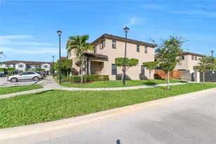 11361 SW 249th St, Homestead, FL 33032 - Photo 5