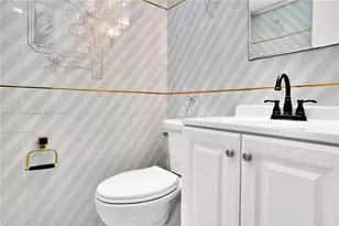 5005 Collins Ave, Miami Beach, FL 33140 - Photo 27