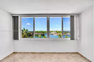 5005 Collins Ave, Miami Beach, FL 33140 - Photo 3