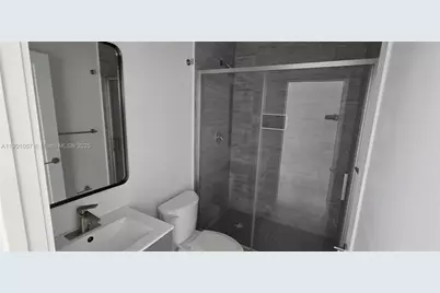 6820 NW 6th Ct, Miami, FL 33150 - Photo 13