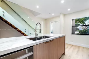 11551 Royal Palm Blvd, Coral Springs, FL 33065 - Photo 15