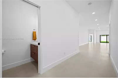 1041 W Lakewood Rd, West Palm Beach, FL 33405 - Photo 13