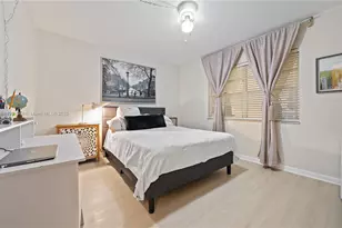 424 SE 10th St, Dania Beach, FL 33004 - Photo 17