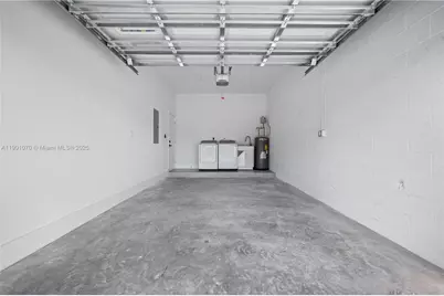 1041 W Lakewood Rd, West Palm Beach, FL 33405 - Photo 15