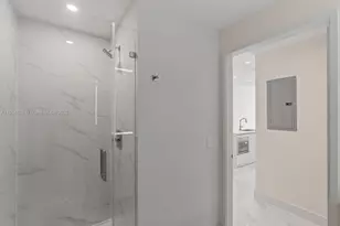 700 NE 24th St, Miami, FL 33137 - Photo 23