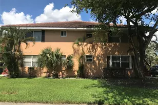 10425 NW 7th St, Pembroke Pines, FL 33026 - Photo 11