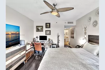 6422 Collins Ave #701, Miami Beach, FL 33141 - Photo 15