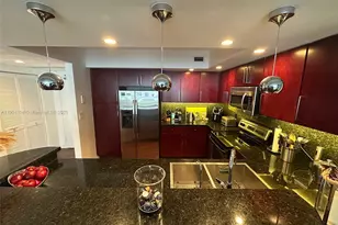 5600 Collins Ave, Miami Beach, FL 33140 - Photo 9