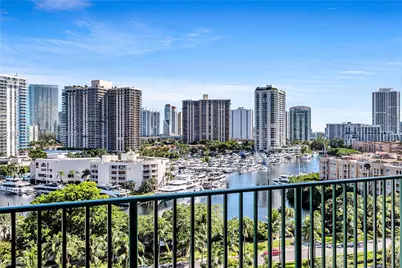 19900 E Country Club Dr #1003, Aventura, FL 33180 - Photo 9