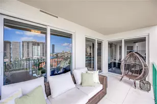 19900 E Country Club Dr, Aventura, FL 33180 - Photo 13