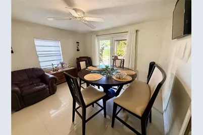 1041 E 19th St, Hialeah, FL 33013 - Photo 7