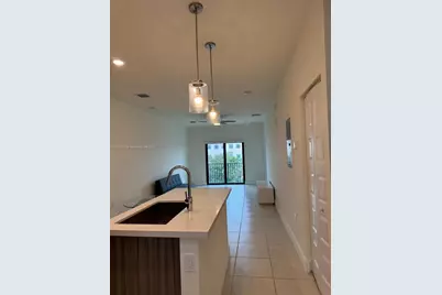 8301 NW 41st St #B-403, Doral, FL 33166 - Photo 5