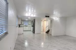 5100 W 12th Ln, Hialeah, FL 33012 - Photo 15