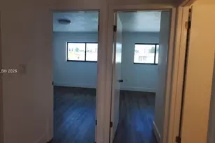 5100 W 12th Ln, Hialeah, FL 33012 - Photo 27