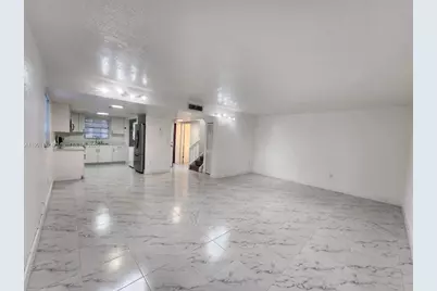 5100 W 12th Ln #E-7, Hialeah, FL 33012 - Photo 17