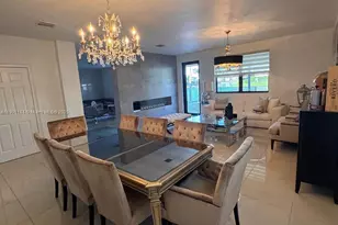 8850 NW 98th Ct, Doral, FL 33178 - Photo 21