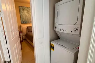 8850 NW 98th Ct, Doral, FL 33178 - Photo 23