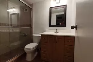 19201 Collins Ave, Sunny Isles Beach, FL 33160 - Photo 11