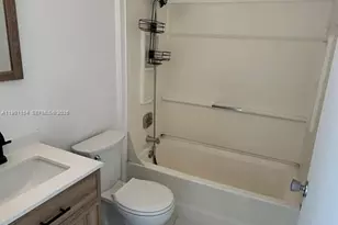 2221 S Sherman Circle, Miramar, FL 33025 - Photo 17