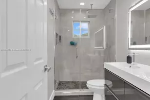 1012 Tupelo Way, Weston, FL 33327 - Photo 25