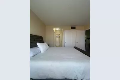 1700 NE 191st St #304, Miami, FL 33179 - Photo 5