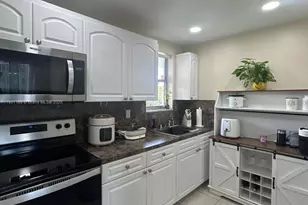 1700 NE 191st St, Miami, FL 33179 - Photo 7