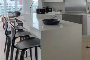 100 S Pointe Dr, Miami Beach, FL 33139 - Photo 7