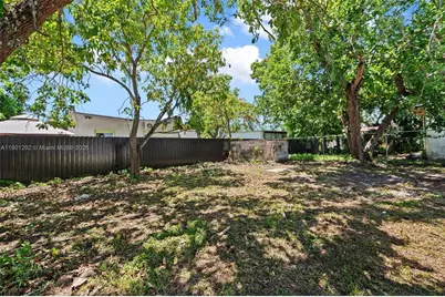 7525 NW 15th Ave, Miami, FL 33147 - Photo 17