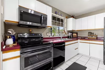 14683 SW 145th Ter, Miami, FL 33186 - Photo 15