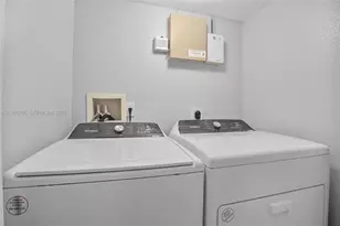 15410 SW 284th St, Homestead, FL 33033 - Photo 7