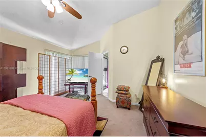 8220 Waterford Ln, Tamarac, FL 33321 - Photo 21