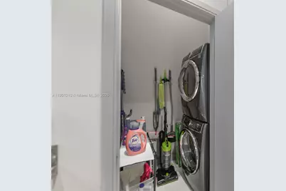 495 Brickell Ave #2211, Miami, FL 33131 - Photo 11