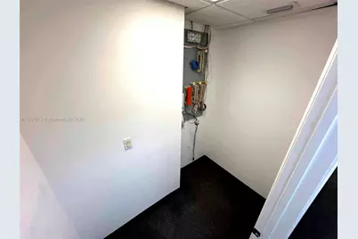 2727 E Oakland Park Blvd #304, Fort Lauderdale, FL 33306 - Photo 27