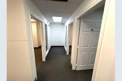 2727 E Oakland Park Blvd #304, Fort Lauderdale, FL 33306 - Photo 1