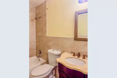 906 SW 74th Ave, North Lauderdale, FL 33068 - Photo 7