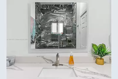 11843 W Biscayne Canal Rd, Miami, FL 33161 - Photo 45