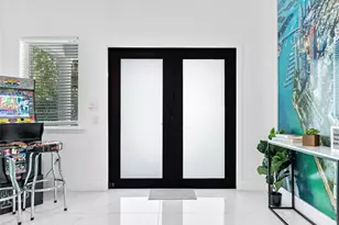 11843 W Biscayne Canal Rd, Miami, FL 33161 - Photo 27