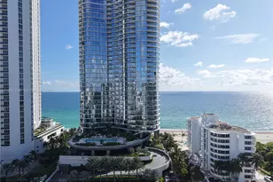 100 Bayview Dr, Sunny Isles Beach, FL 33160 - Photo 31
