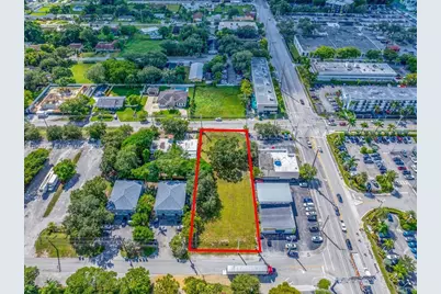 137 NW 165th St, Miami, FL 33169 - Photo 3