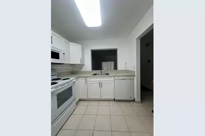 18101 NW 68th Ave #E210, Hialeah, FL 33015 - Photo 3