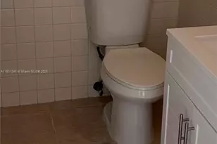 220 SW 7th St, Boca Raton, FL 33432 - Photo 13