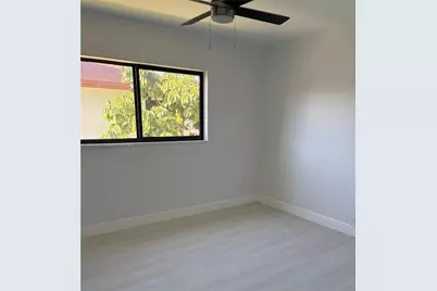 220 SW 7th St #8, Boca Raton, FL 33432 - Photo 9