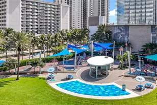 19201 Collins Ave, Sunny Isles Beach, FL 33160 - Photo 35