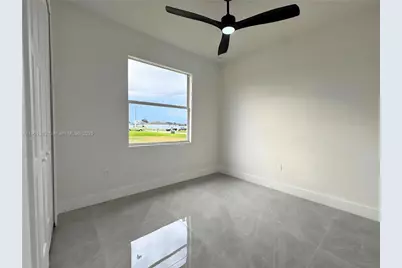 322 NW 9th St, Cape Coral, FL 33993 - Photo 17