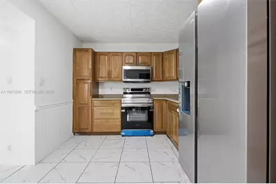 2280 SW 43rd Ave #1, Fort Lauderdale, FL 33317 - Photo 9