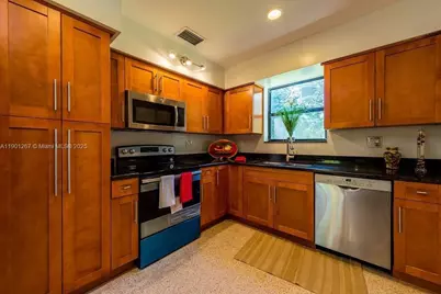 7830 SW 99th St, Miami, FL 33156 - Photo 5