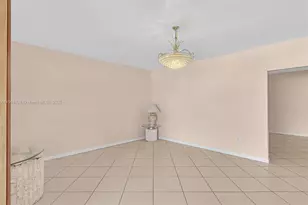 279 NW 119th Ave, Miami, FL 33182 - Photo 9