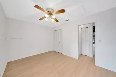 616 Briarwood Cir, Hollywood, FL 33024 - Photo 23